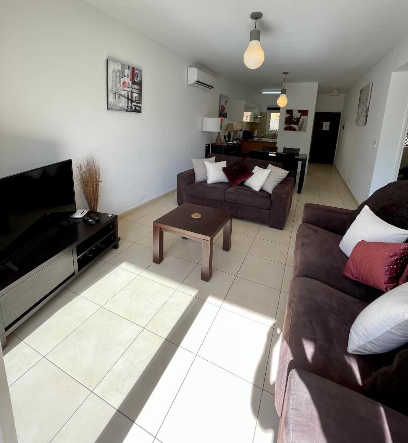 Appartamento 109 Queens Gardens, Paphos Esterno foto