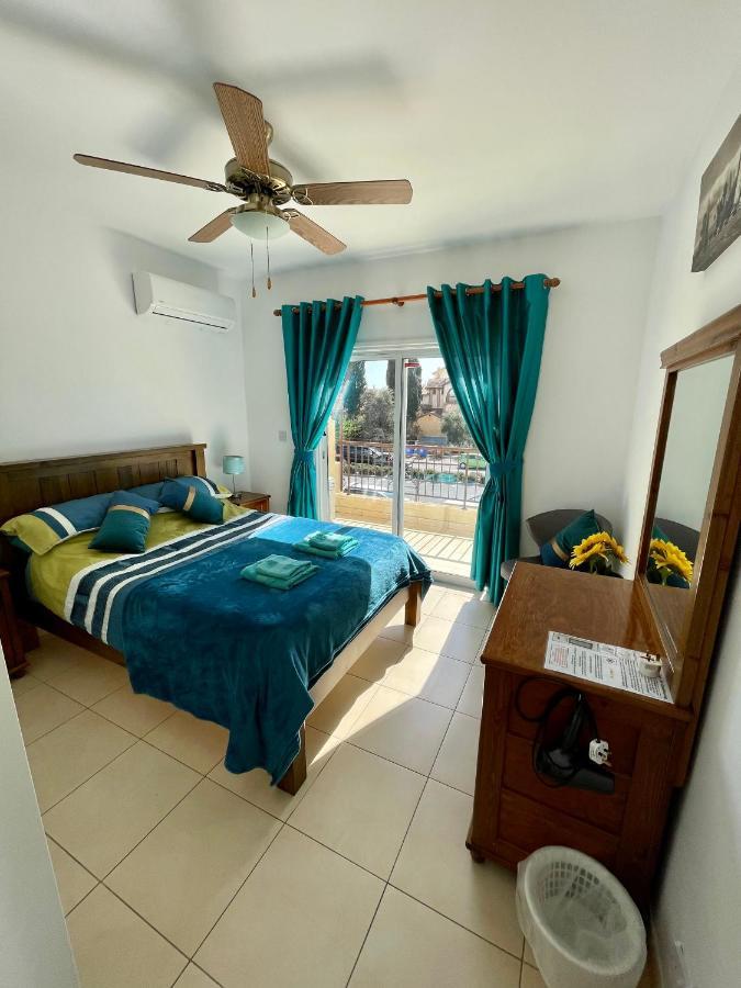 Appartamento 109 Queens Gardens, Paphos Esterno foto